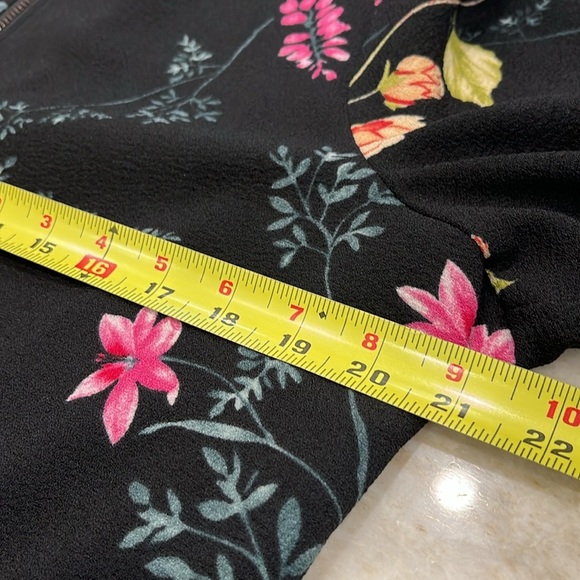 M&S Collection Black Floral Bomber Jacket | UK 14 / US 10 - Picture 13 of 15